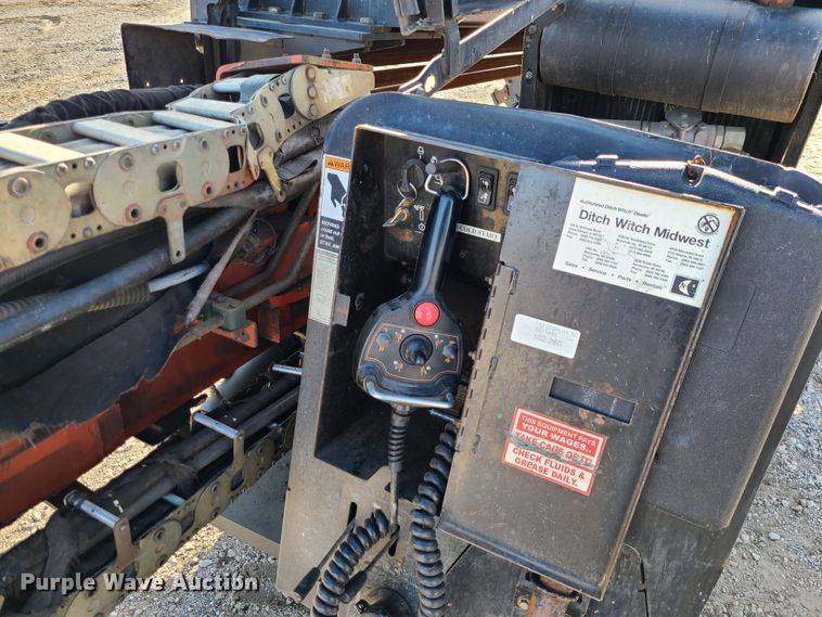 image for item GB9133 2008 Ditch Witch JT2020 Mach 1  directional boring unit