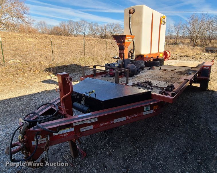 image for item GB9133 2008 Ditch Witch JT2020 Mach 1  directional boring unit