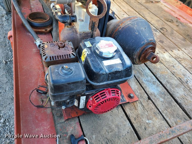 image for item GB9133 2008 Ditch Witch JT2020 Mach 1  directional boring unit