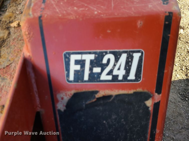 image for item GB9133 2008 Ditch Witch JT2020 Mach 1  directional boring unit