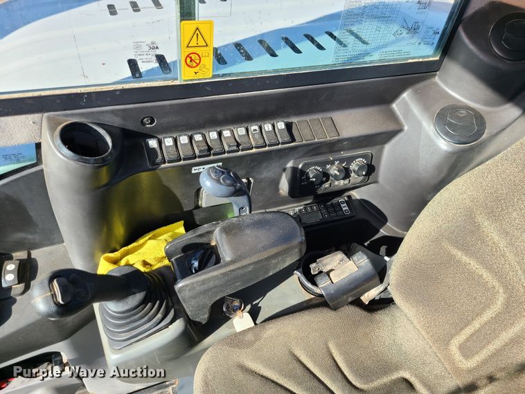 image for item GB9134 Takeuchi TB285  mini excavator