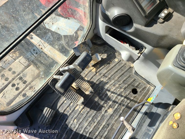 image for item GB9134 Takeuchi TB285  mini excavator