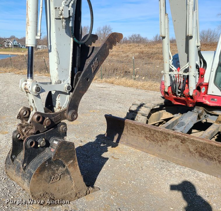 image for item GB9134 Takeuchi TB285  mini excavator