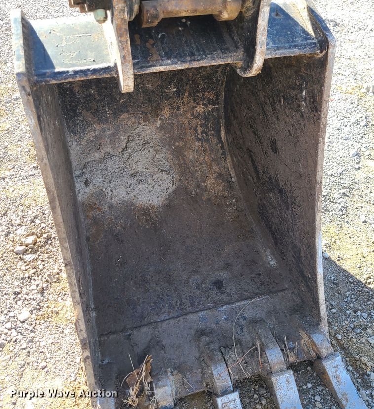 image for item GB9134 Takeuchi TB285  mini excavator