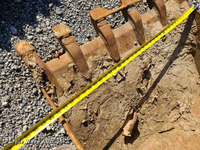 image for item GB9134 Takeuchi TB285  mini excavator