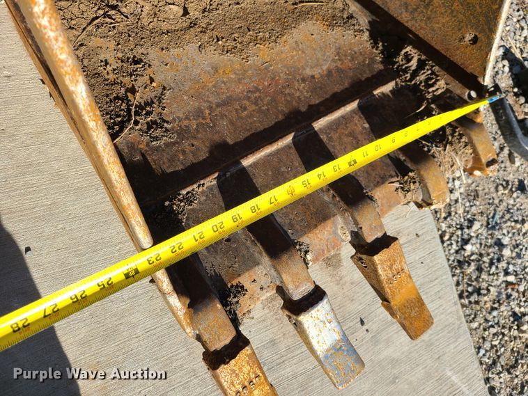 image for item GB9134 Takeuchi TB285  mini excavator