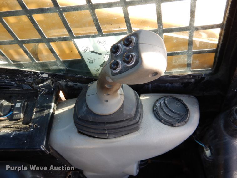 image for item GH9199 2006 Caterpillar 277B  tracked skid steer loader