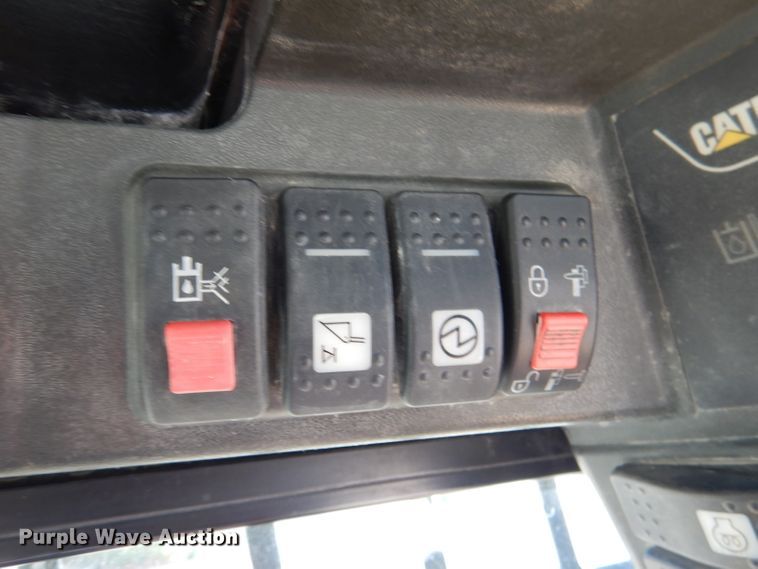 image for item GH9199 2006 Caterpillar 277B  tracked skid steer loader