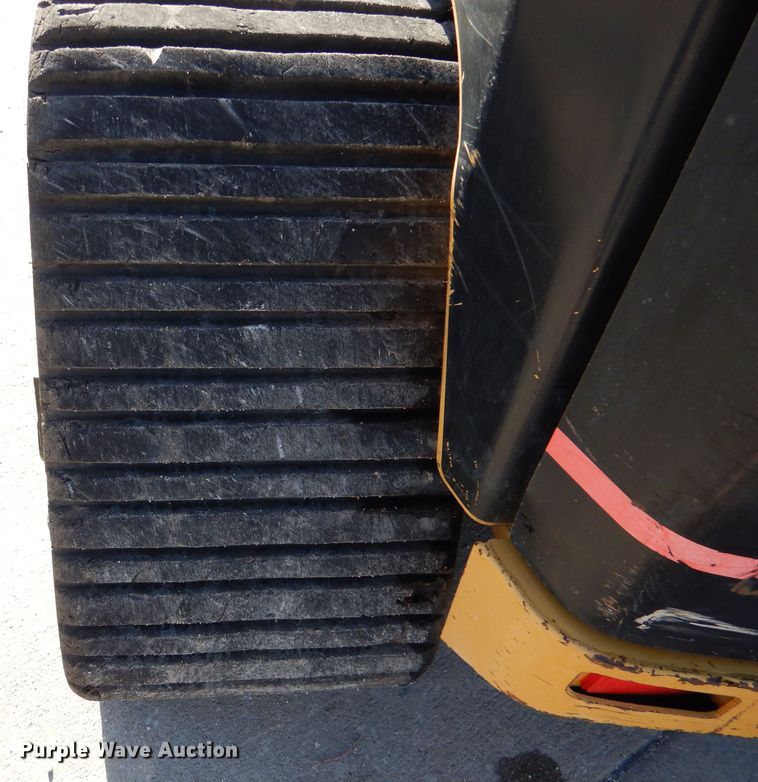 image for item GH9199 2006 Caterpillar 277B  tracked skid steer loader