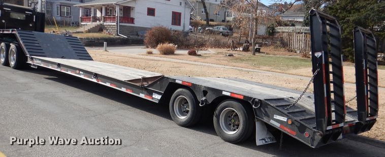 image for item GH9200 2016 Talbert TDW-35-FG-T1-DVTL  drop deck equipment trailer