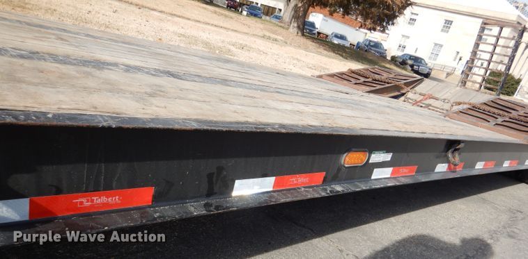 image for item GH9200 2016 Talbert TDW-35-FG-T1-DVTL  drop deck equipment trailer