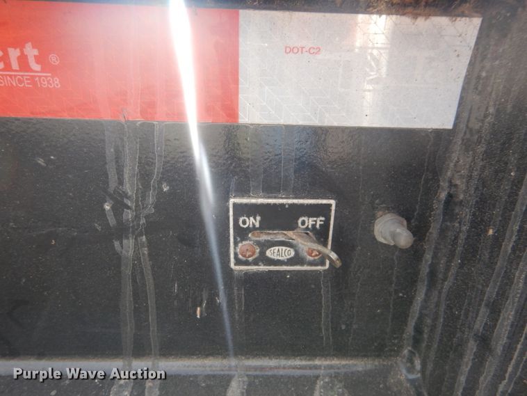 image for item GH9200 2016 Talbert TDW-35-FG-T1-DVTL  drop deck equipment trailer