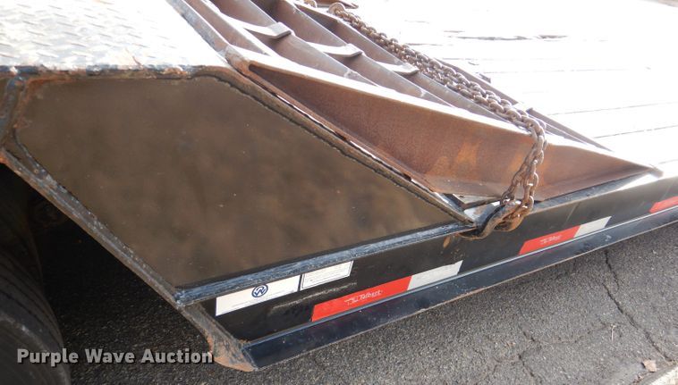 image for item GH9200 2016 Talbert TDW-35-FG-T1-DVTL  drop deck equipment trailer