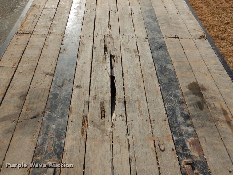 image for item GH9200 2016 Talbert TDW-35-FG-T1-DVTL  drop deck equipment trailer