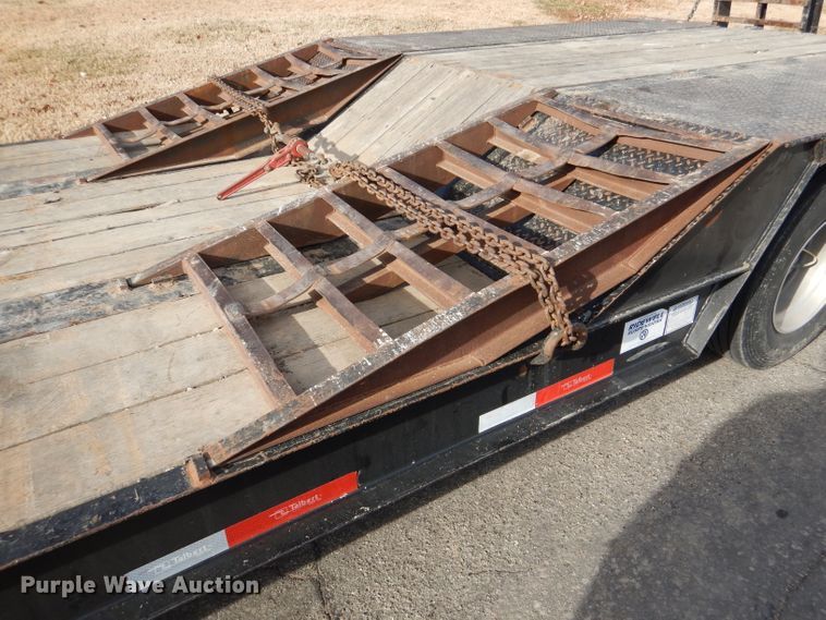 image for item GH9200 2016 Talbert TDW-35-FG-T1-DVTL  drop deck equipment trailer