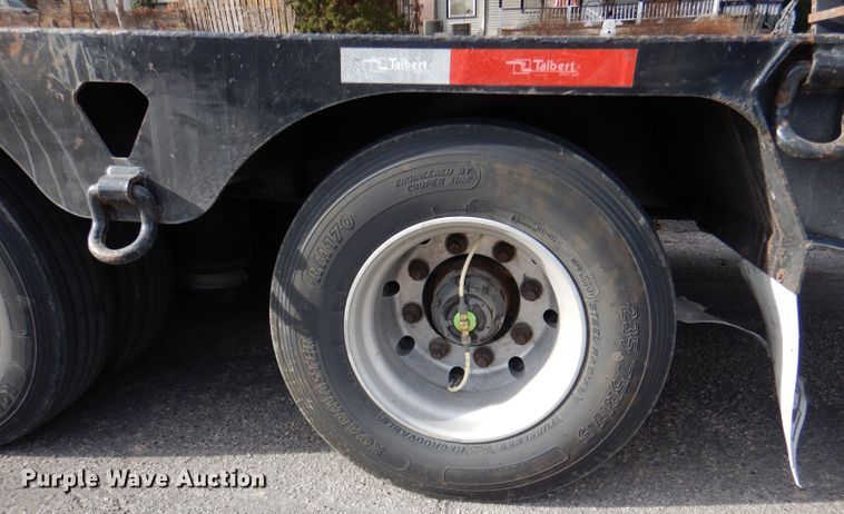 image for item GH9200 2016 Talbert TDW-35-FG-T1-DVTL  drop deck equipment trailer