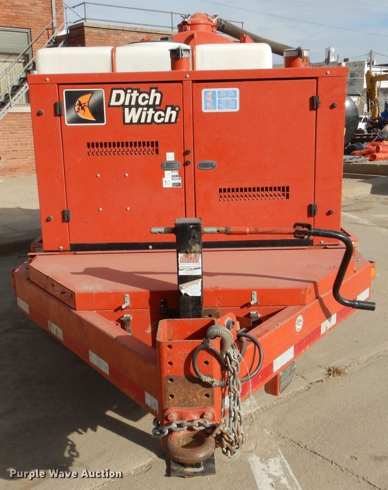 image for item GH9201 2018 Ditch Witch FX30  vacuum excavator