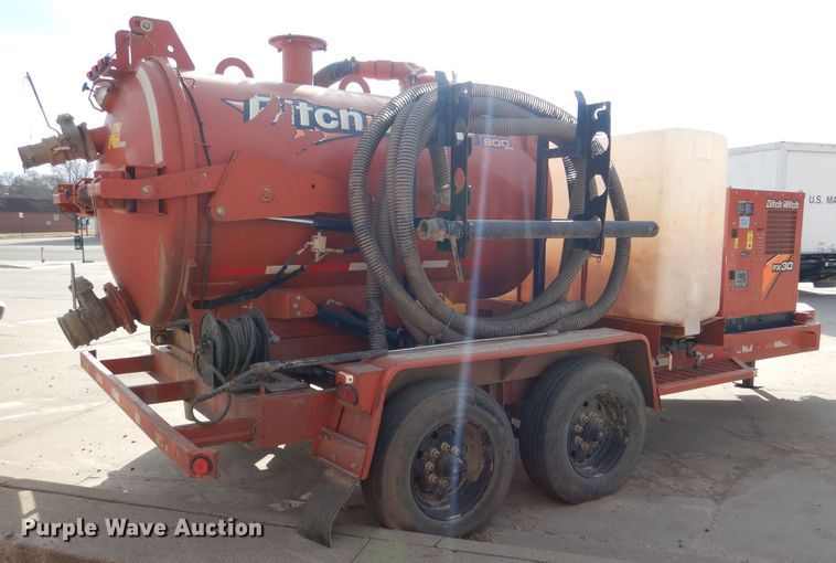 image for item GH9201 2018 Ditch Witch FX30  vacuum excavator
