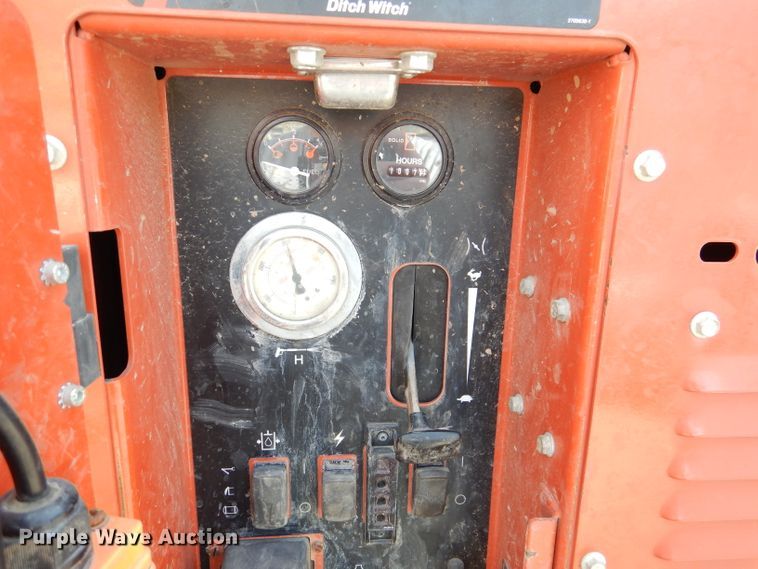 image for item GH9201 2018 Ditch Witch FX30  vacuum excavator