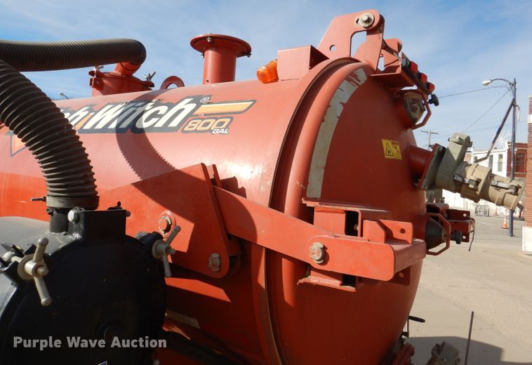 image for item GH9201 2018 Ditch Witch FX30  vacuum excavator