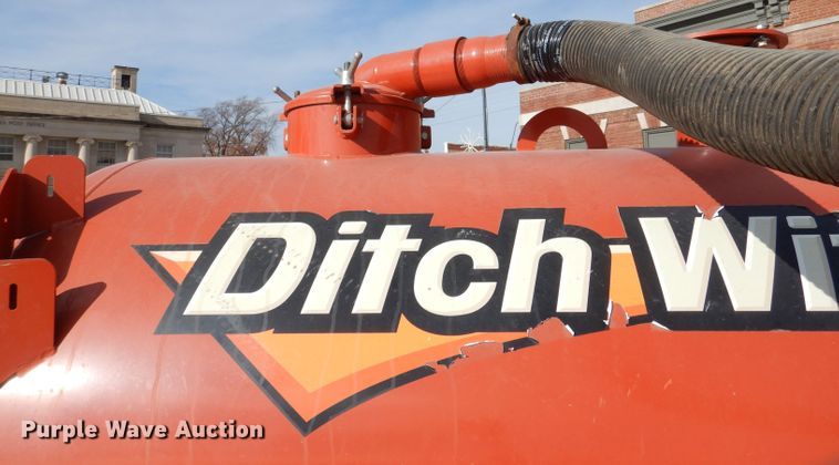 image for item GH9201 2018 Ditch Witch FX30  vacuum excavator