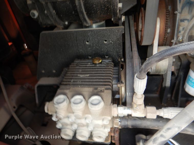 image for item GH9201 2018 Ditch Witch FX30  vacuum excavator