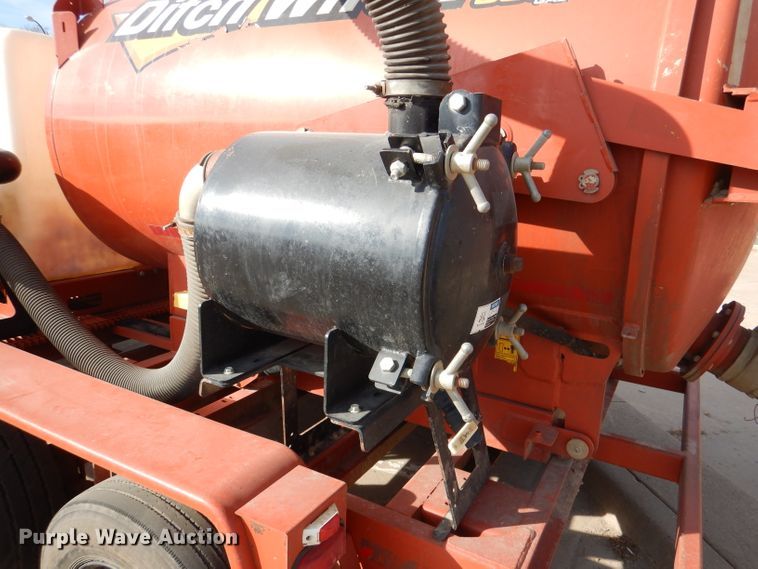 image for item GH9201 2018 Ditch Witch FX30  vacuum excavator