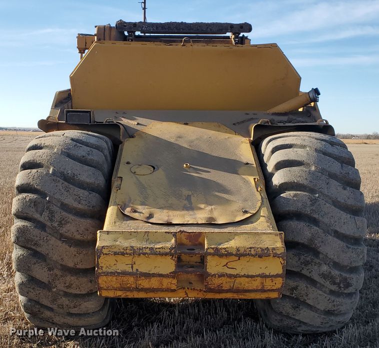 image for item GK9982 1980 Caterpillar 613B  elevating scraper