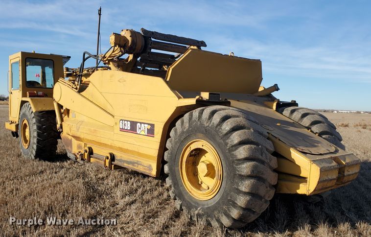 image for item GK9982 1980 Caterpillar 613B  elevating scraper