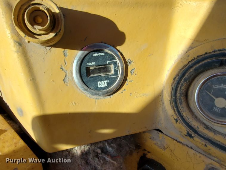 image for item GK9982 1980 Caterpillar 613B  elevating scraper