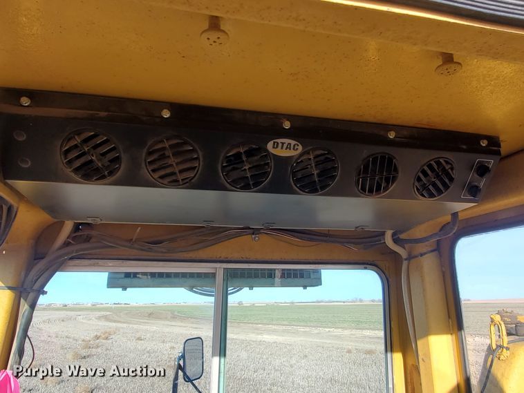 image for item GK9982 1980 Caterpillar 613B  elevating scraper