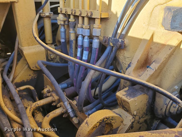 image for item GK9982 1980 Caterpillar 613B  elevating scraper