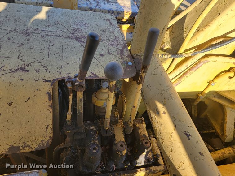 image for item HF9259 Caterpillar 621  scraper