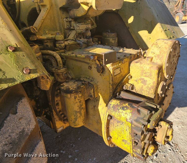 image for item HF9259 Caterpillar 621  scraper