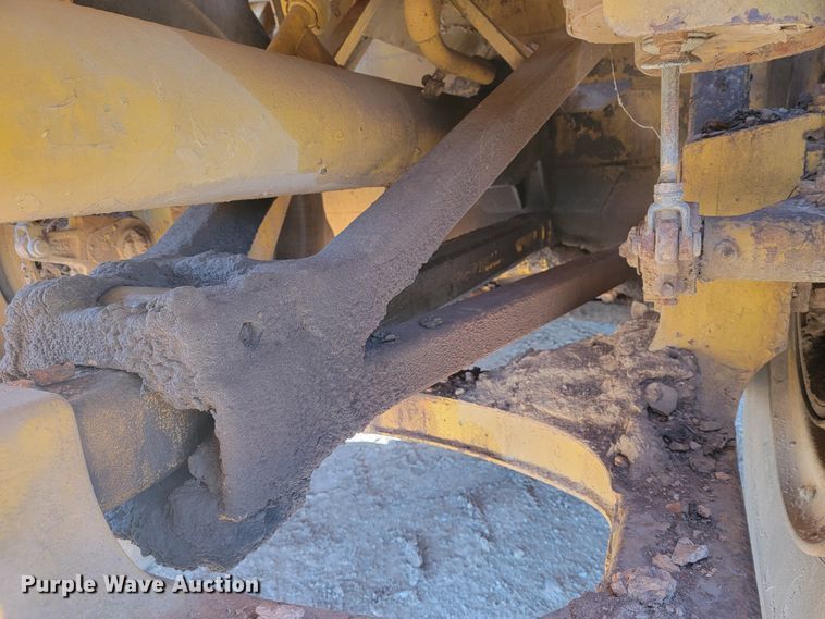image for item HF9259 Caterpillar 621  scraper