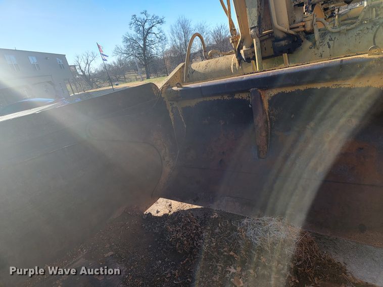 image for item HF9259 Caterpillar 621  scraper