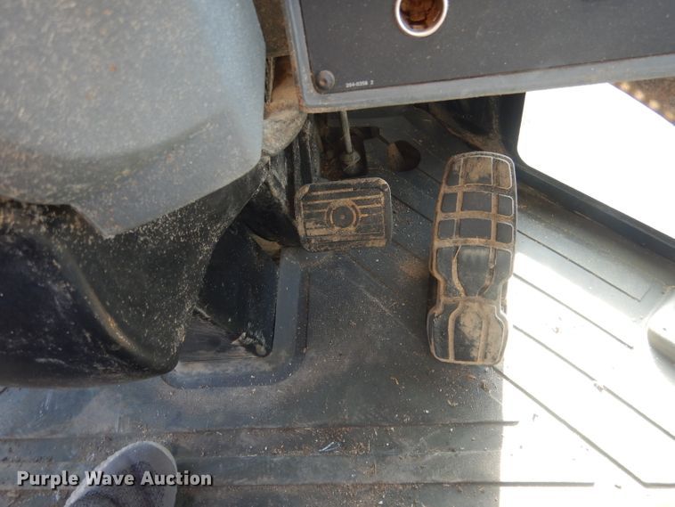 image for item HU9338 2011 Caterpillar 930H  high lift wheel loader