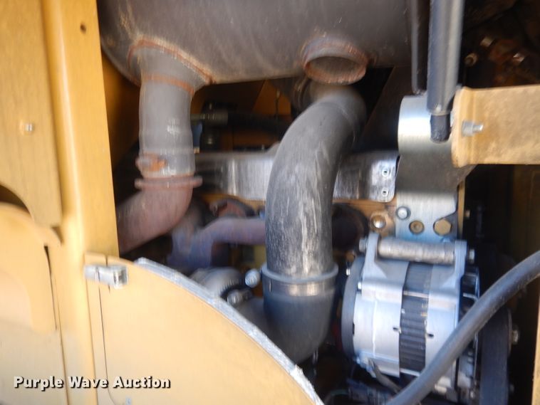 image for item HU9338 2011 Caterpillar 930H  high lift wheel loader