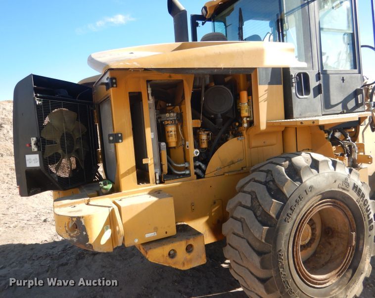 image for item HU9338 2011 Caterpillar 930H  high lift wheel loader