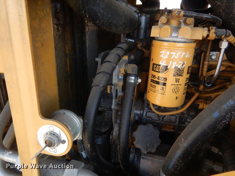 image for item HU9338 2011 Caterpillar 930H  high lift wheel loader