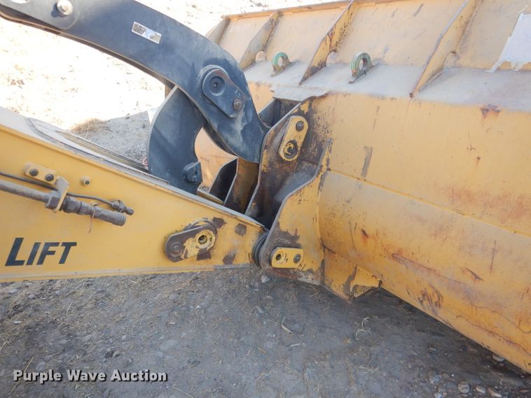image for item HU9338 2011 Caterpillar 930H  high lift wheel loader
