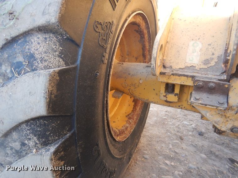 image for item HU9338 2011 Caterpillar 930H  high lift wheel loader