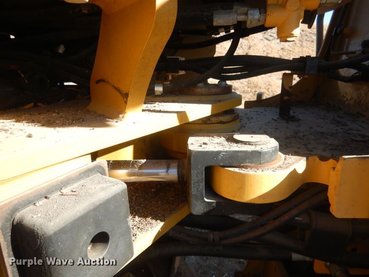 image for item HU9338 2011 Caterpillar 930H  high lift wheel loader