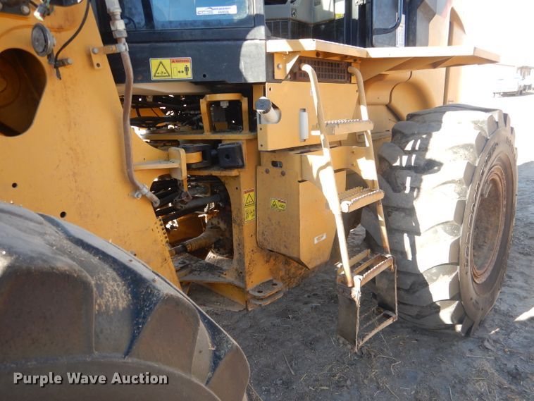 image for item HU9338 2011 Caterpillar 930H  high lift wheel loader
