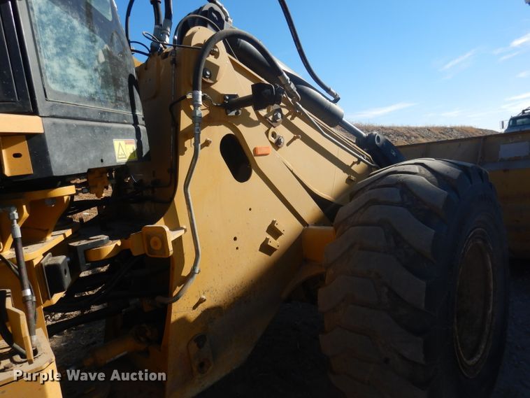 image for item HU9338 2011 Caterpillar 930H  high lift wheel loader