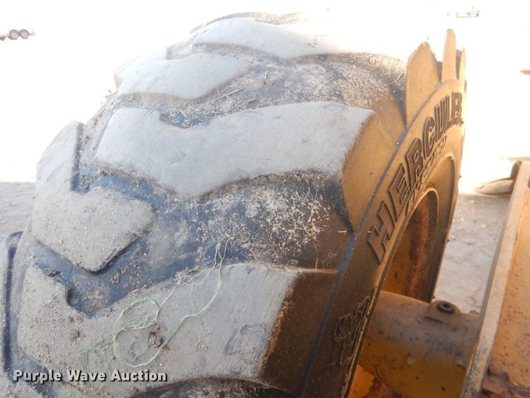 image for item HU9338 2011 Caterpillar 930H  high lift wheel loader