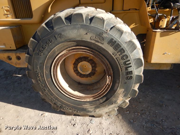 image for item HU9338 2011 Caterpillar 930H  high lift wheel loader