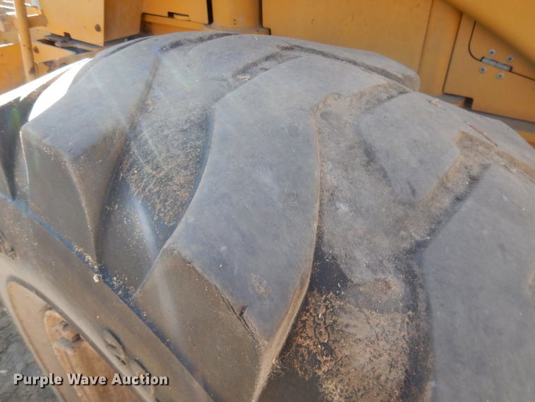 image for item HU9338 2011 Caterpillar 930H  high lift wheel loader