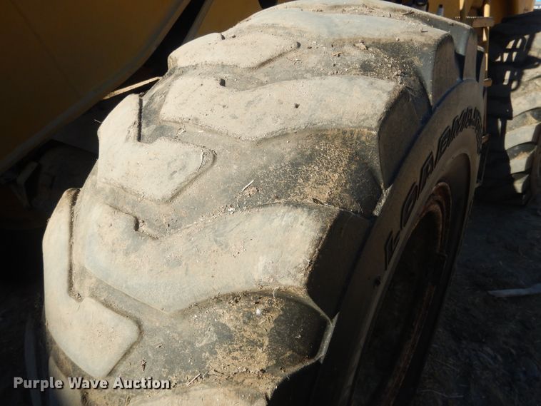 image for item HU9338 2011 Caterpillar 930H  high lift wheel loader