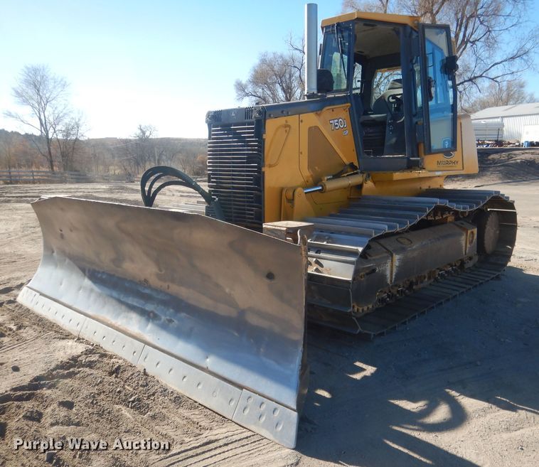 image for item HU9359 2012 John Deere 750J  dozer